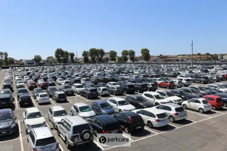 Parcheggio a Fiumicino Valet foto 1