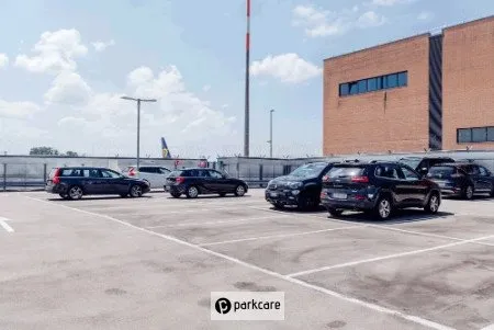 Parcheggio Park D Aeroporto Treviso foto 1