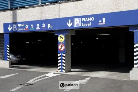 Parcheggio P2 Business Aeroporto Bologna Valet foto 3